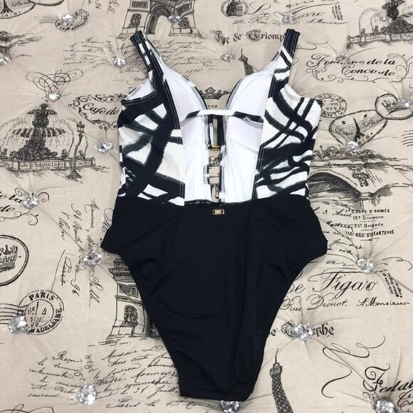 Amoressa Comet Ursa V-Neck One Piece Swimsuit - Picture 5 of 7